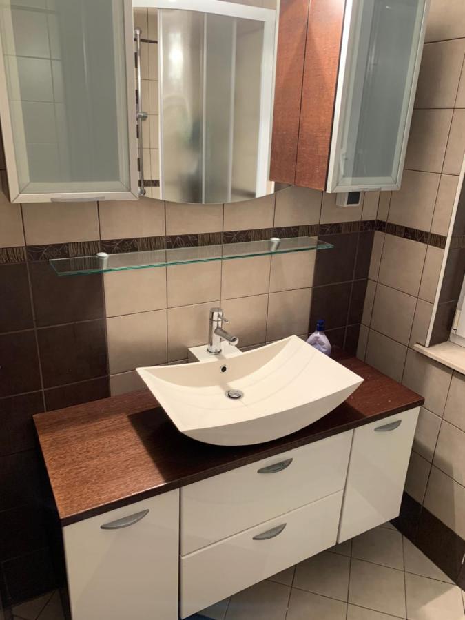 Peachy House Bezigrad Hotel Любляна Екстериор снимка